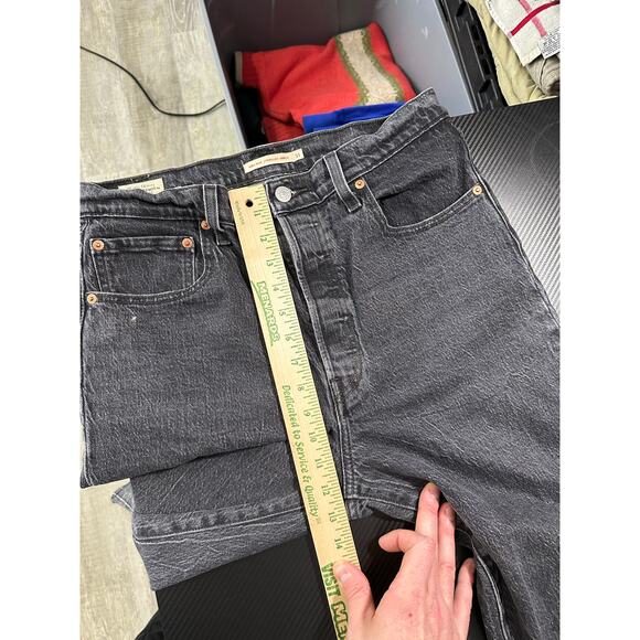Levi's Premium Ribcage Straight Ankle Jeans Black Size 31 Button Fly - Picture 6 of 15